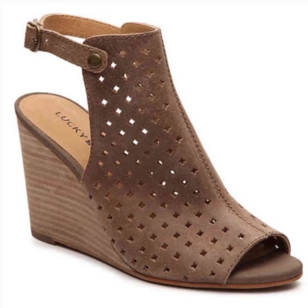 Lucky Brand peforated leather peep toe tan wedges